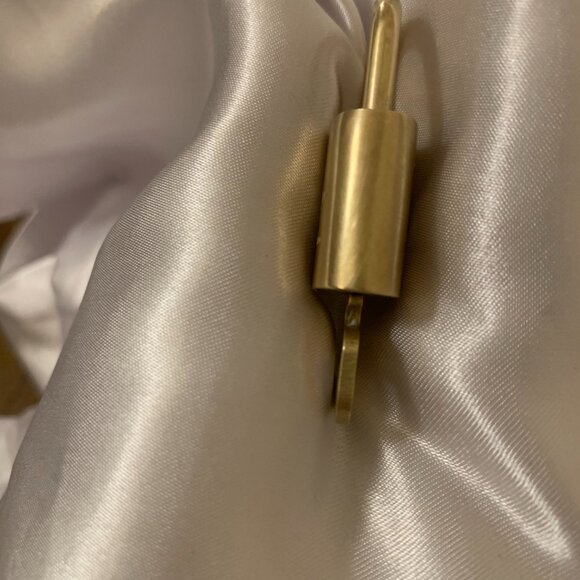 AUTH LOUIS VUITTON PADLOCK AND KEY - Picture 6 of 12